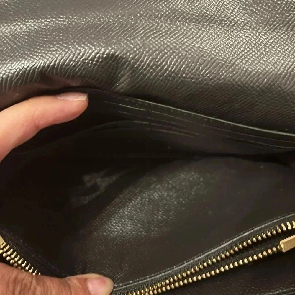 Coach Twist Lock - Picture 6 of 15